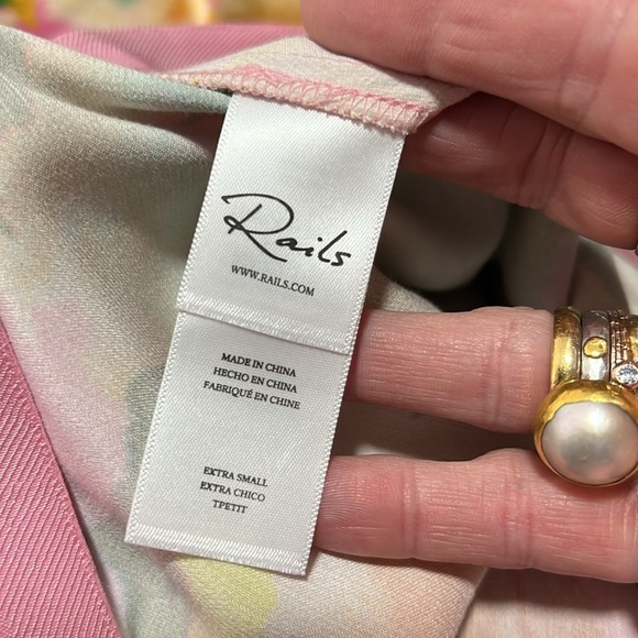 Rails Joelle Top and Anya Satin Skirt Set Size XS - Picture 14 of 16